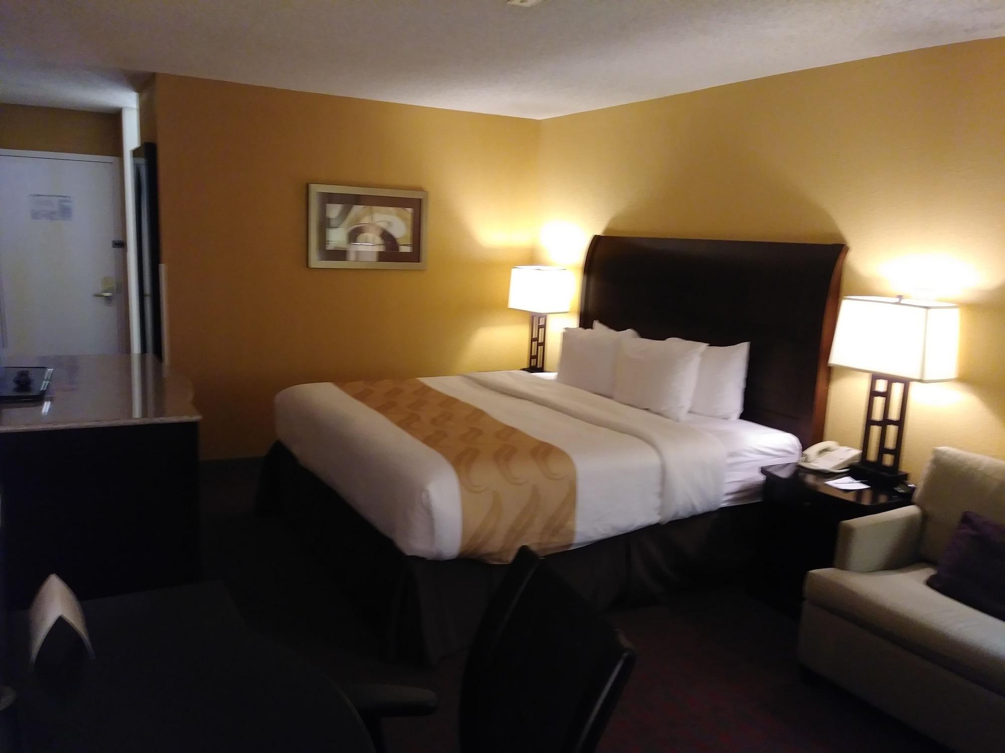 Quality Inn & Suites Fort Collins Exterior foto